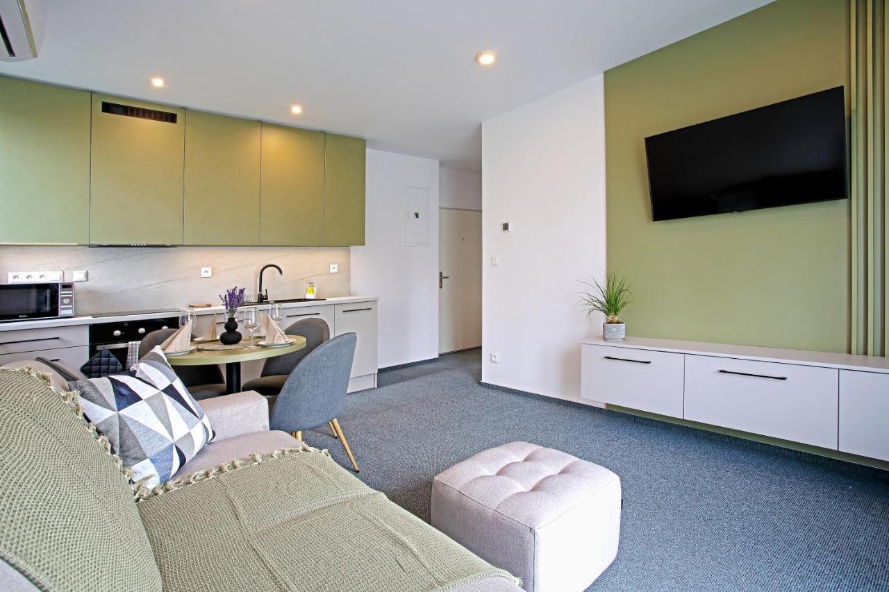 Home Apartments Liptov Liptovský Mikuláš المظهر الخارجي الصورة